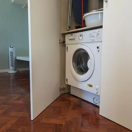 Bairrus - Duque * ליסבון