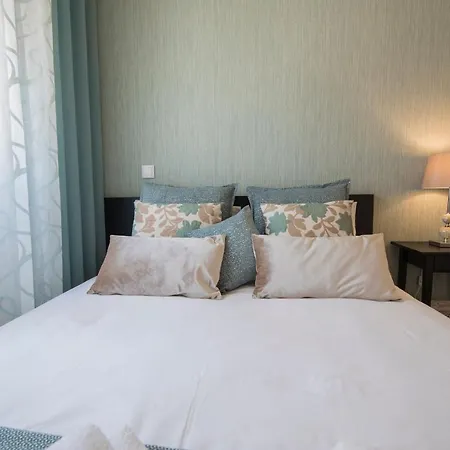 Bairrus - Duque Apartman Lisboa